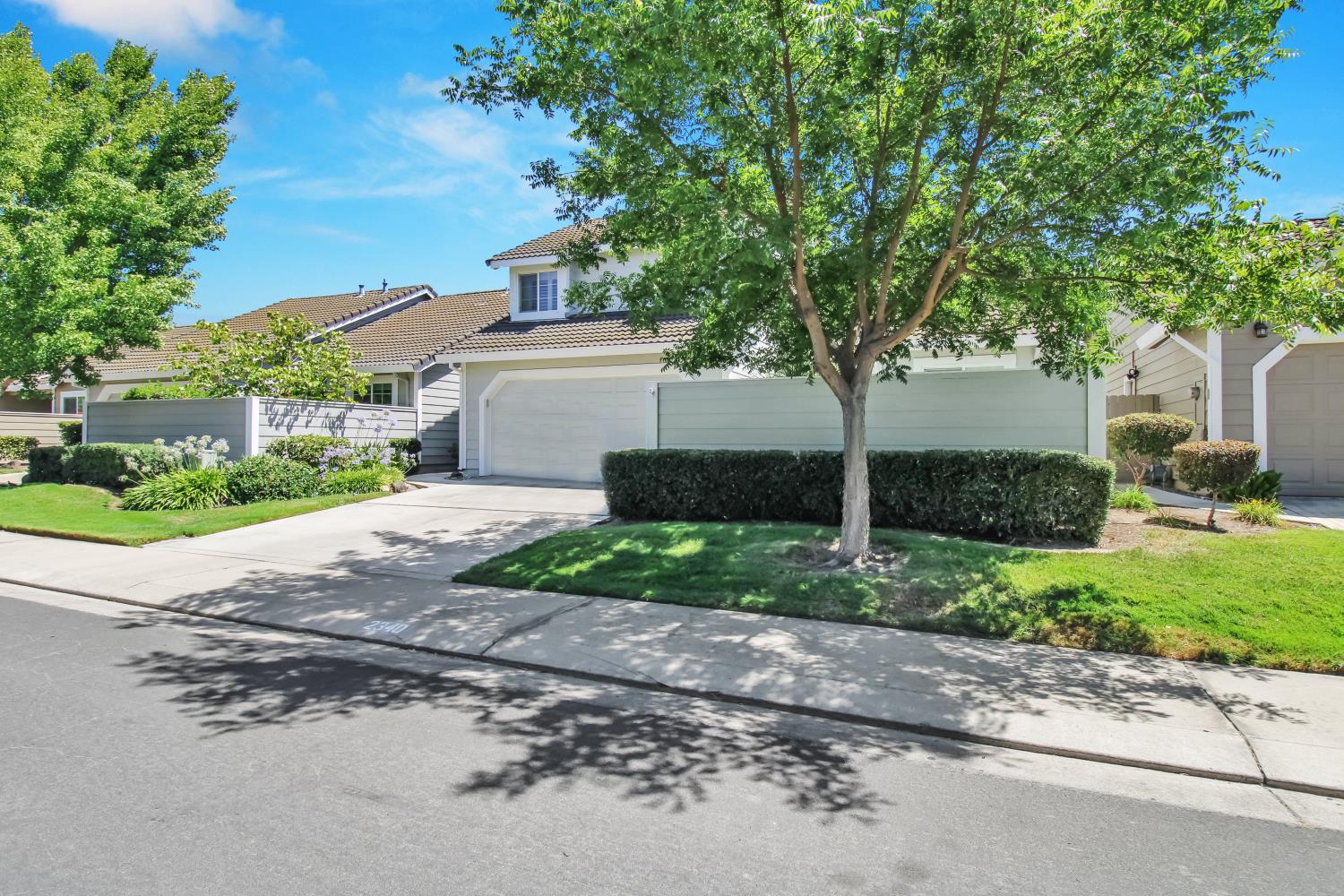 2340 St Lawrence Ln, Modesto, CA 95356