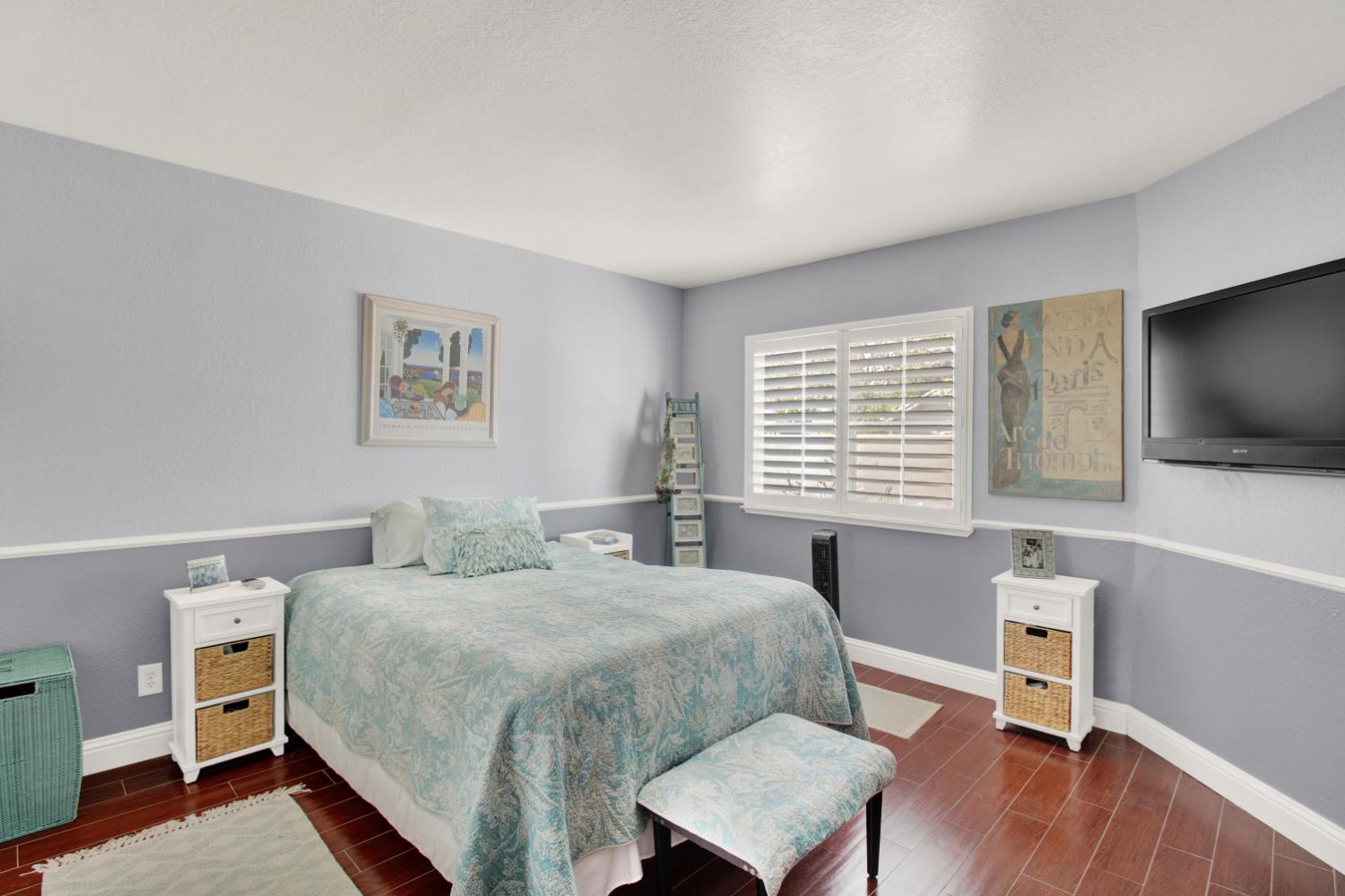 2340 St Lawrence Ln, Modesto, CA 95356
