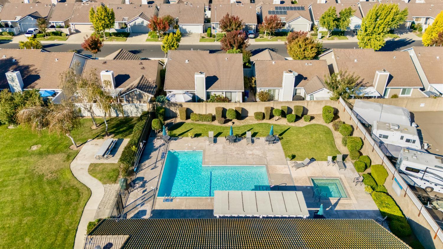 2340 St Lawrence Ln, Modesto, CA 95356
