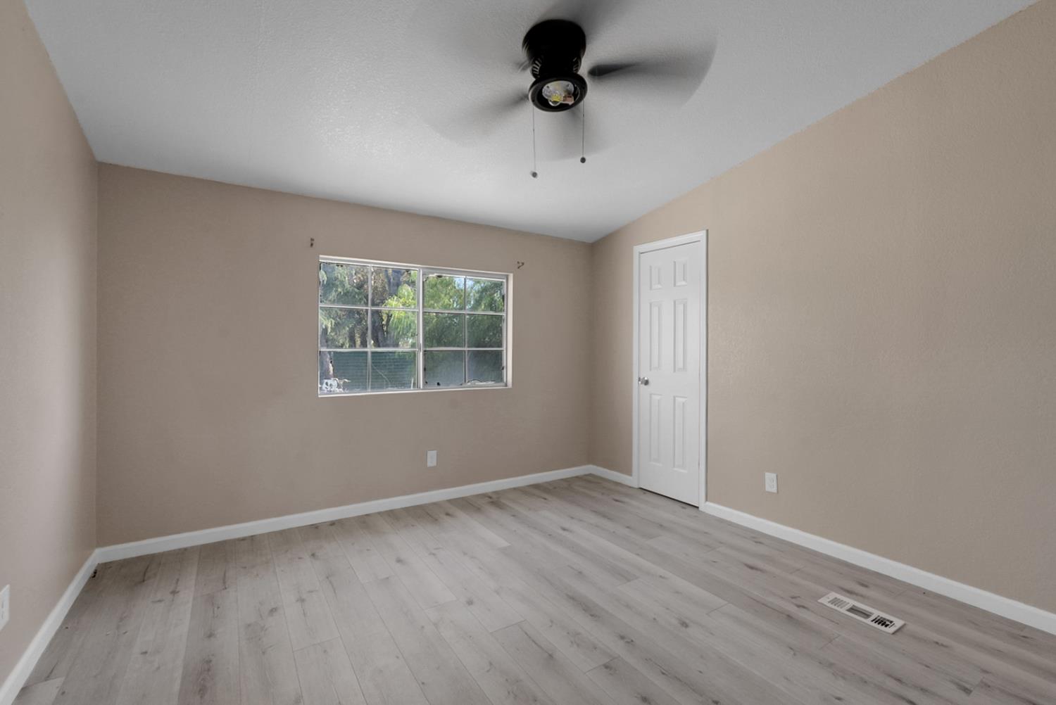 3430 E Redwood Rd, Ceres, CA 95307