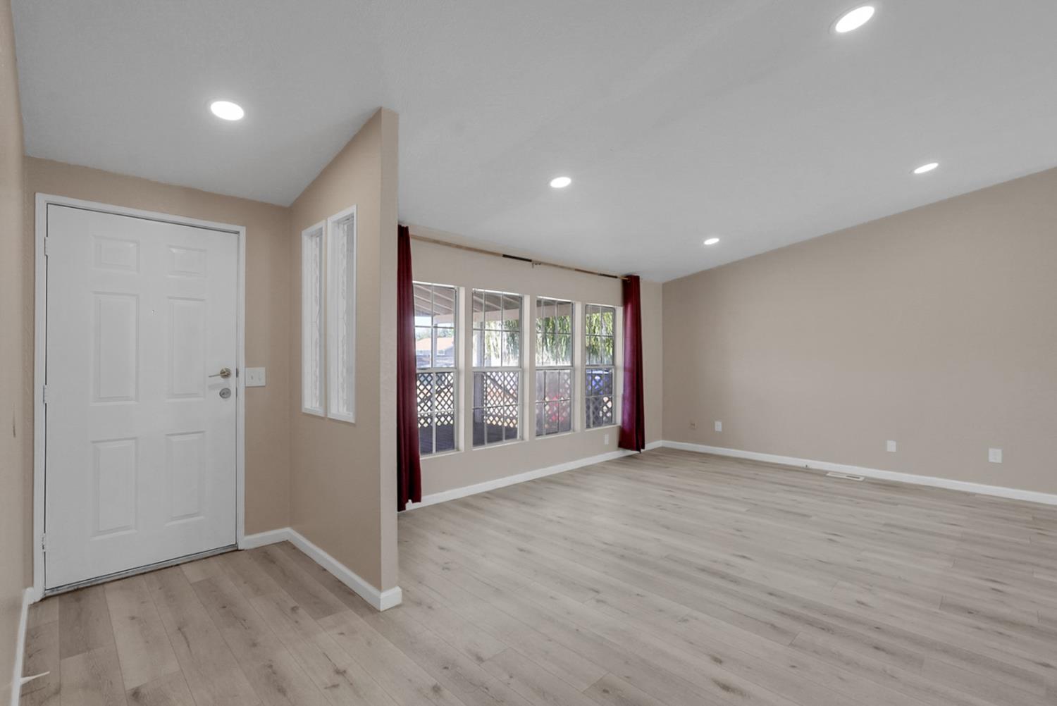 3430 E Redwood Rd, Ceres, CA 95307