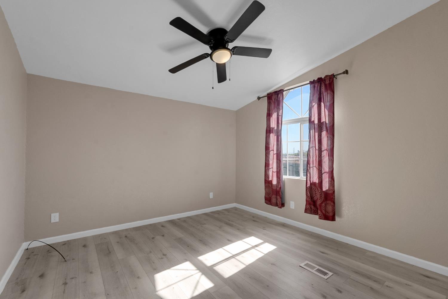 3430 E Redwood Rd, Ceres, CA 95307