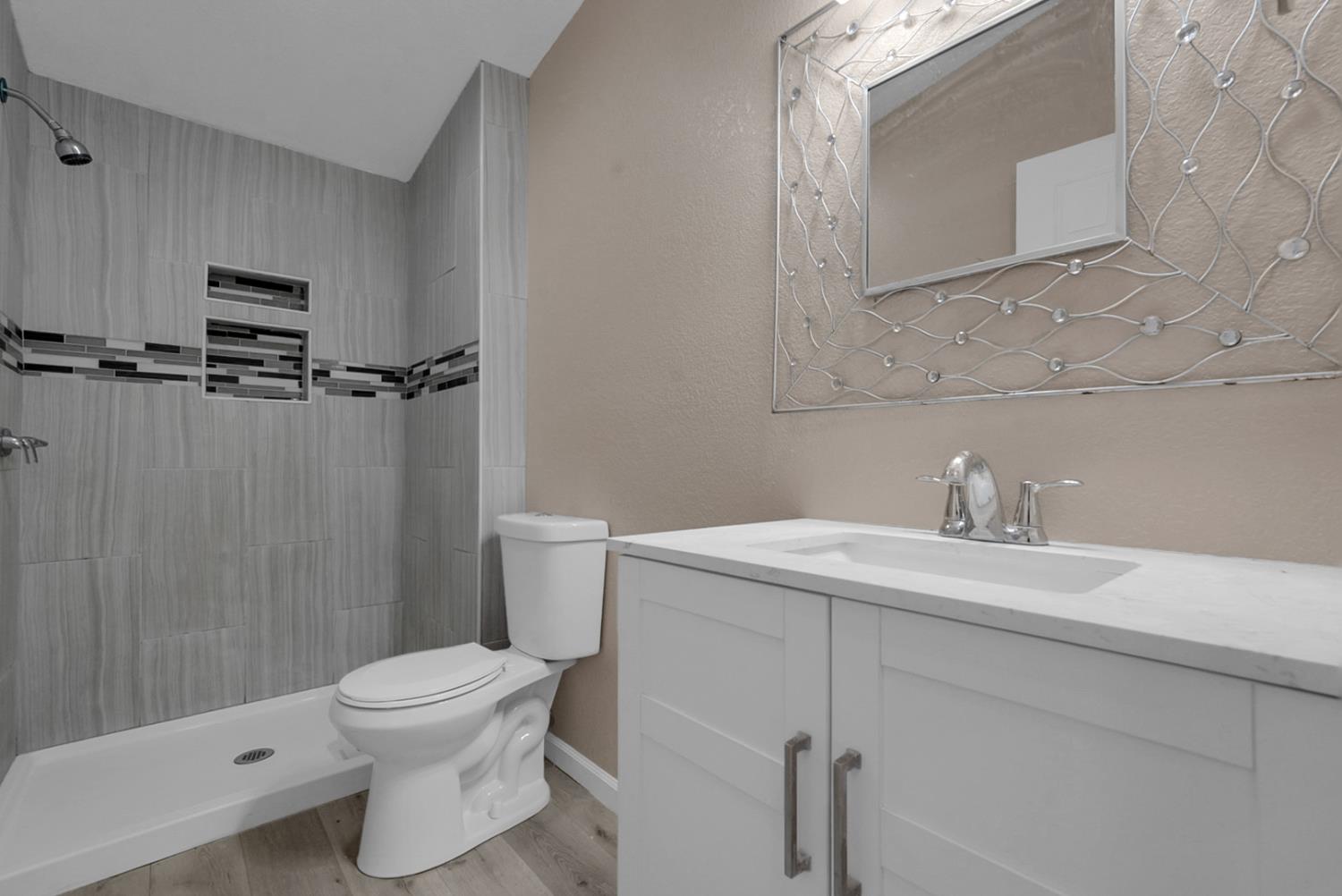 3430 E Redwood Rd, Ceres, CA 95307