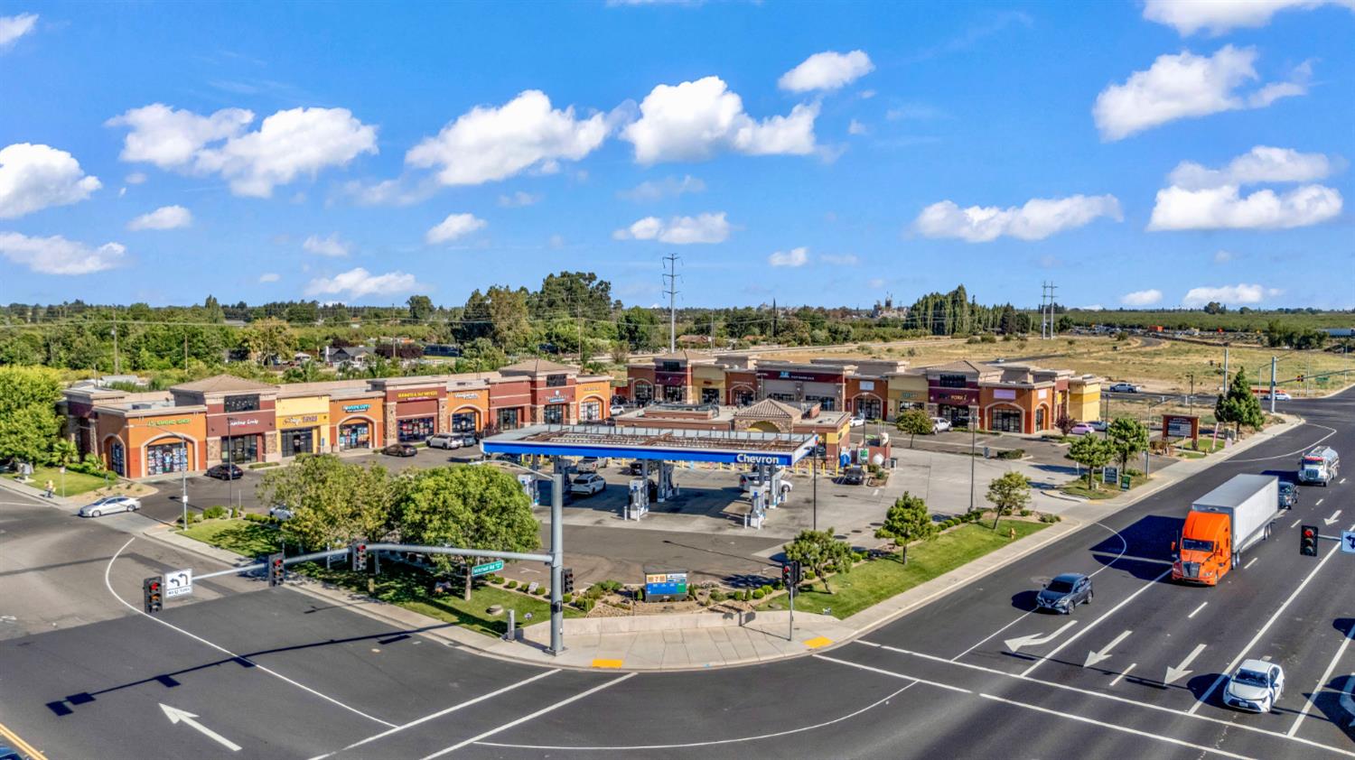 3430 E Redwood Rd, Ceres, CA 95307