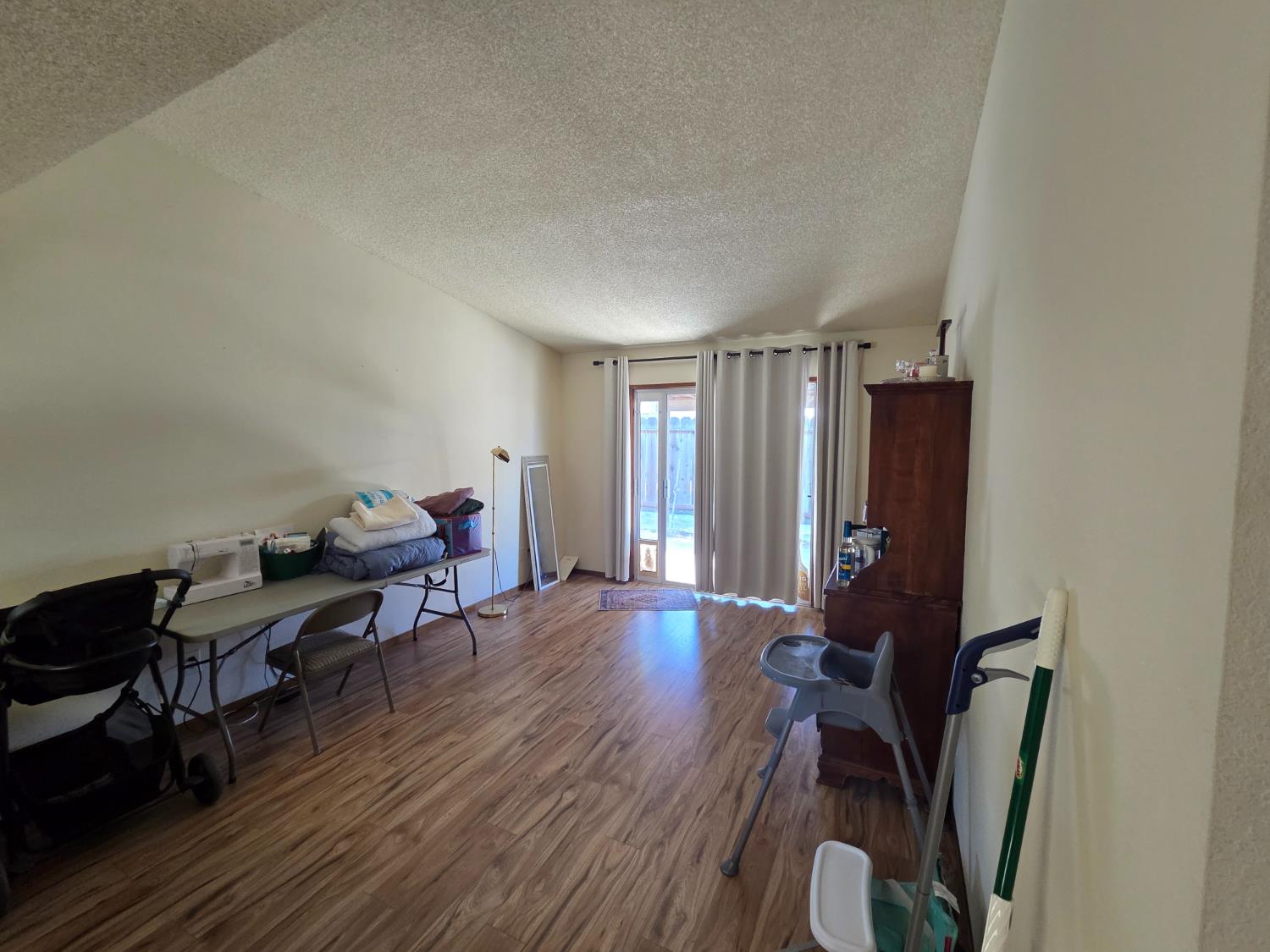 3204 Paioni Ct, Modesto, CA 95356
