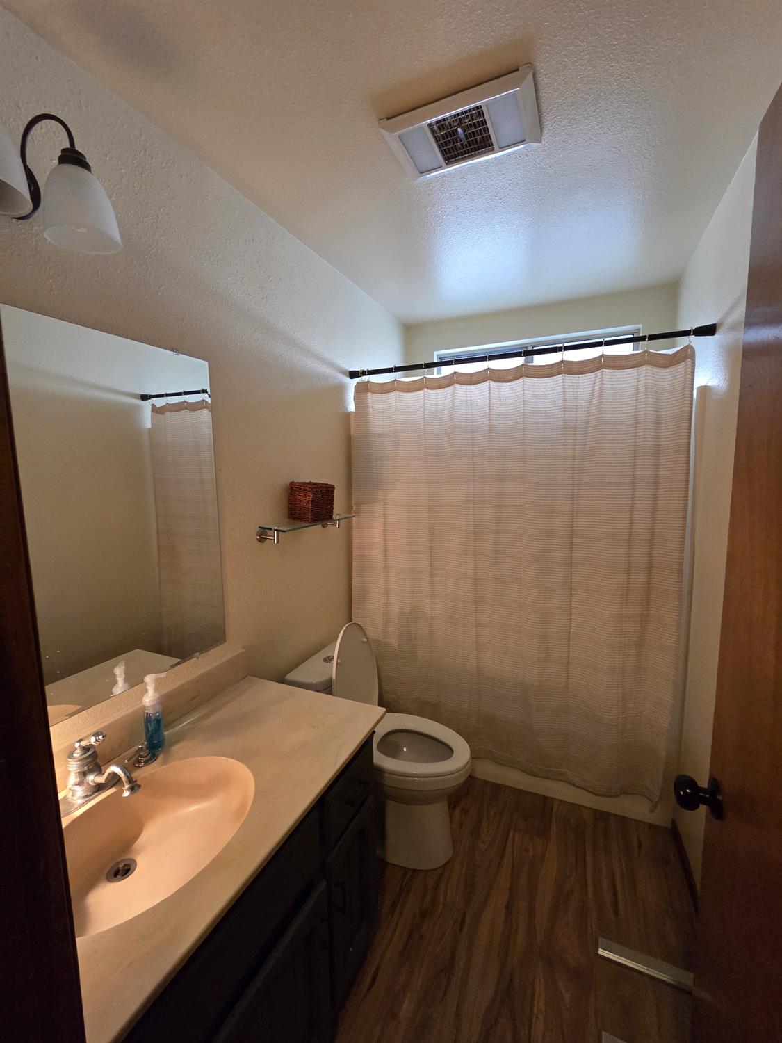 3204 Paioni Ct, Modesto, CA 95356