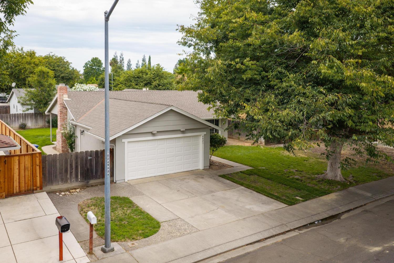 4021 Creamery Way, Modesto, CA 95356