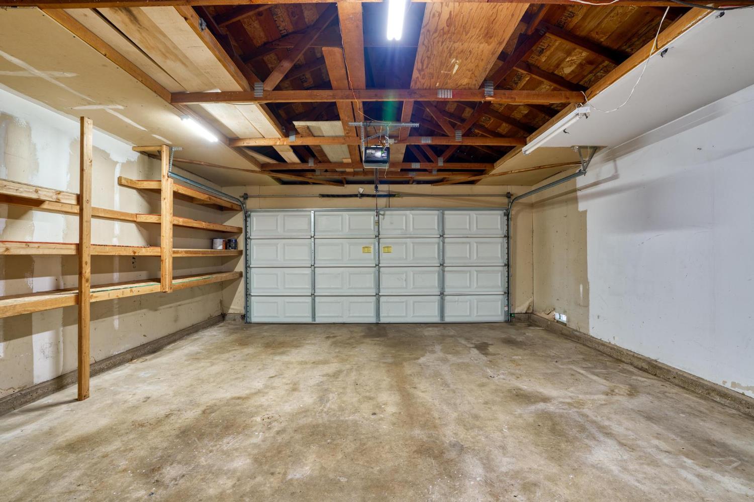 4021 Creamery Way, Modesto, CA 95356