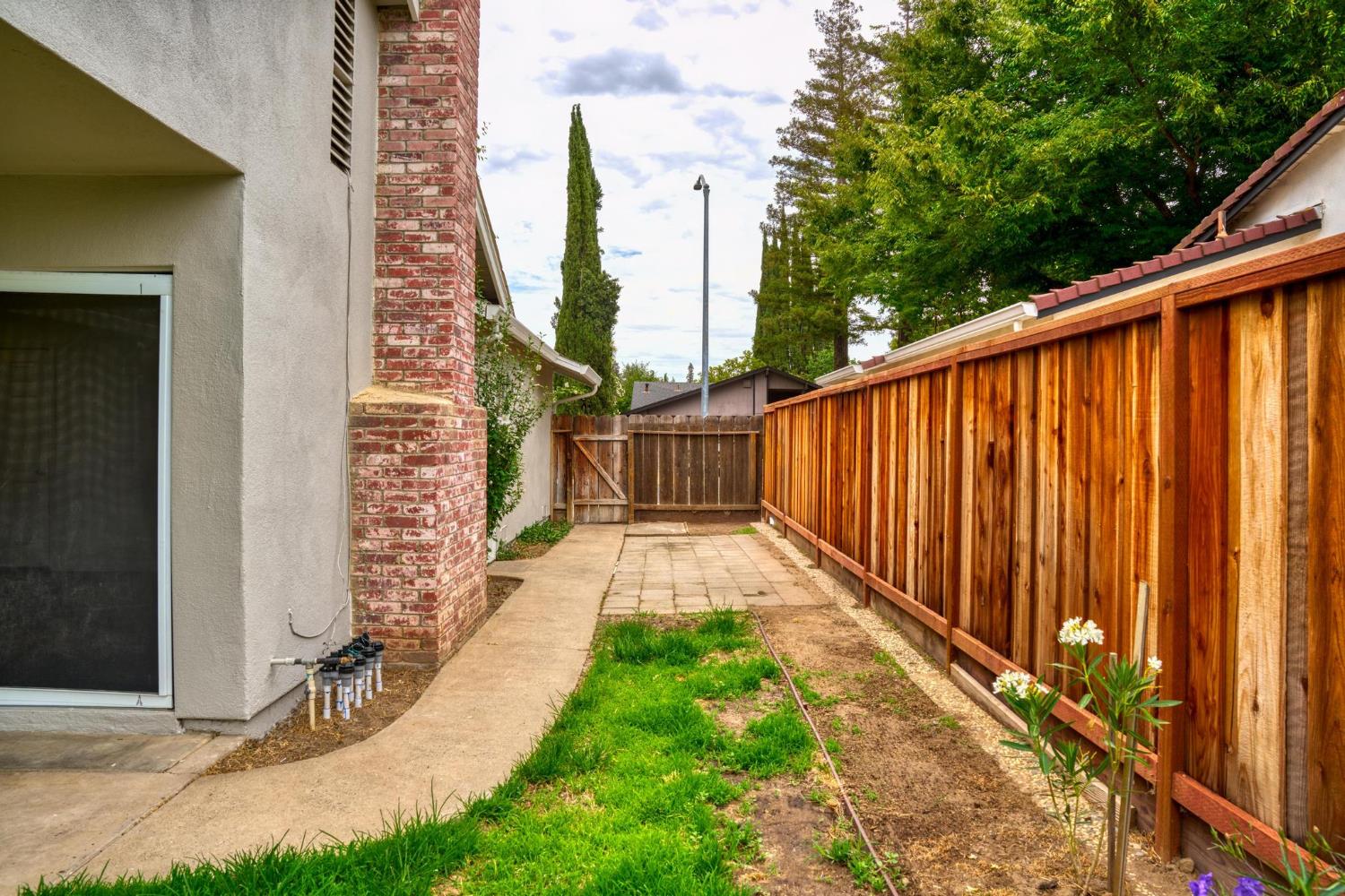 4021 Creamery Way, Modesto, CA 95356