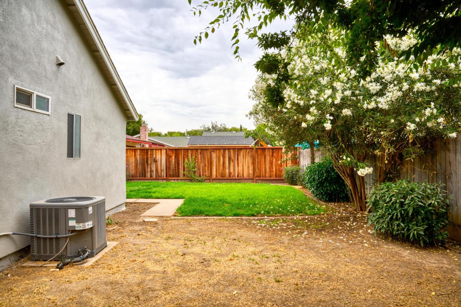4021 Creamery Way, Modesto, CA 95356
