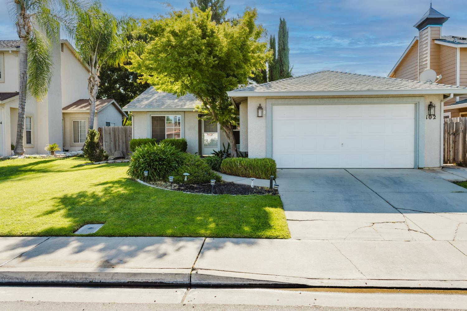 102 S Benicia St, Planada, CA 95365