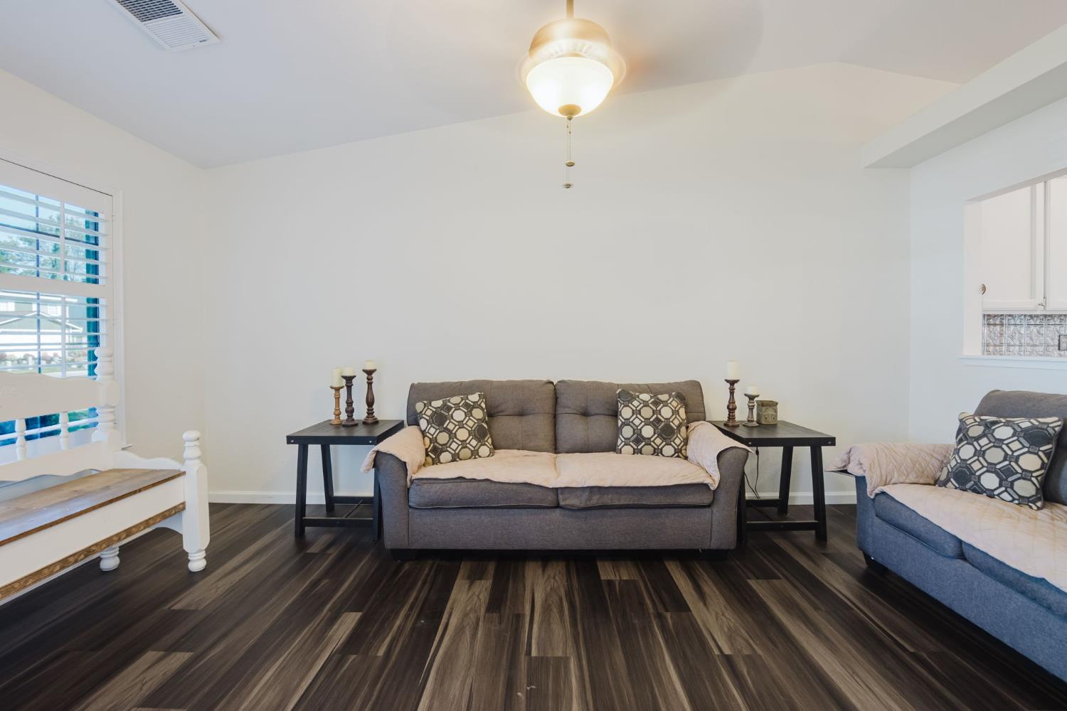 102 S Benicia St, Planada, CA 95365