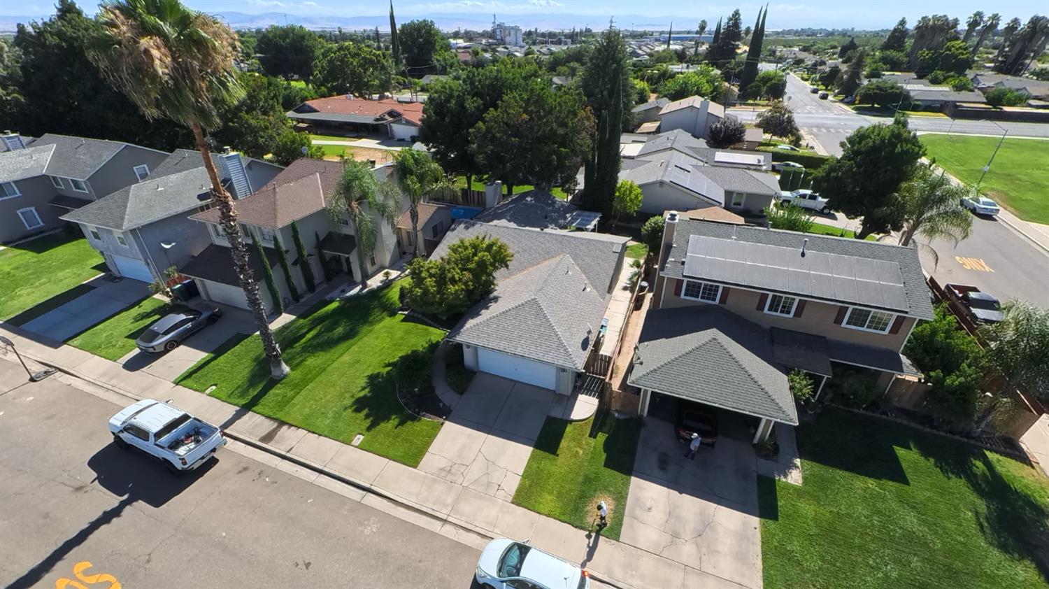 102 S Benicia St, Planada, CA 95365