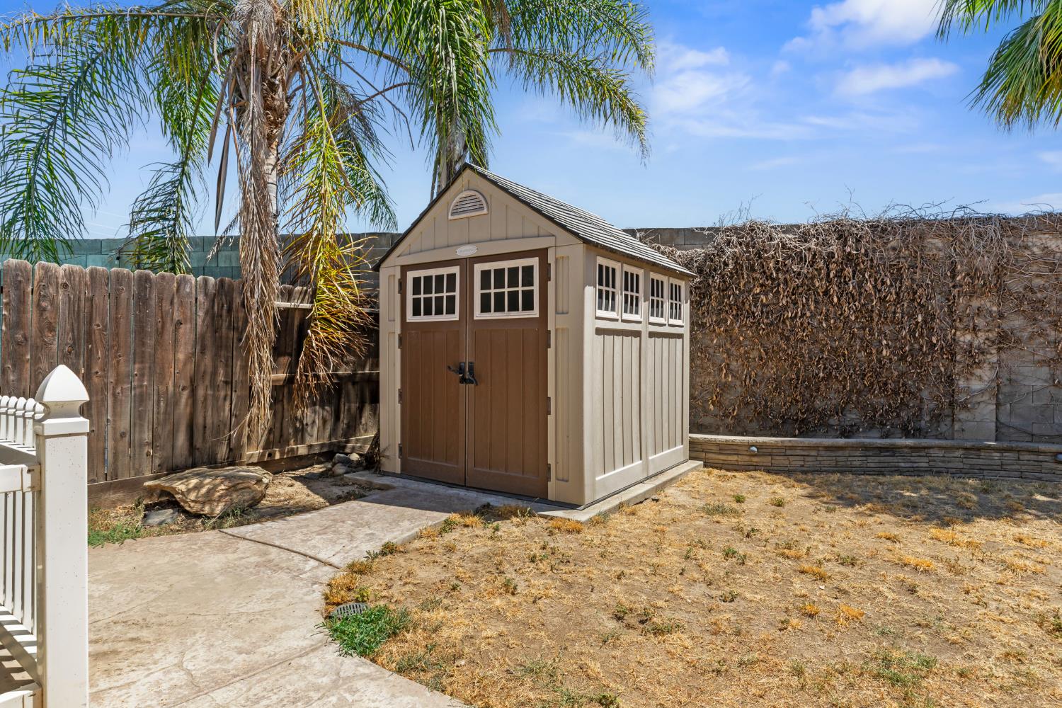 1701 Thomas Ct, Modesto, CA 95355