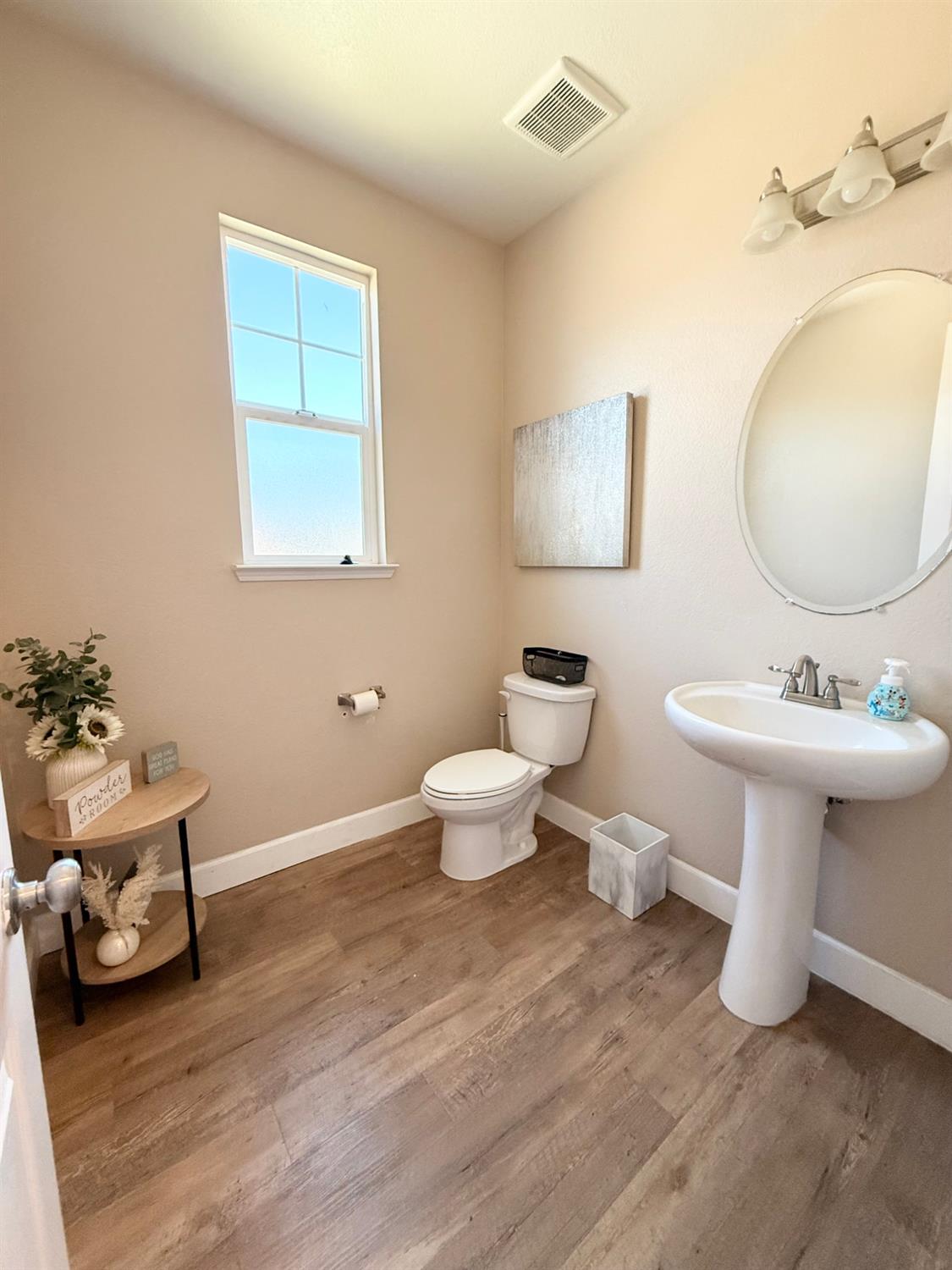 1673 Mcmanis Ln, Ripon, CA 95366
