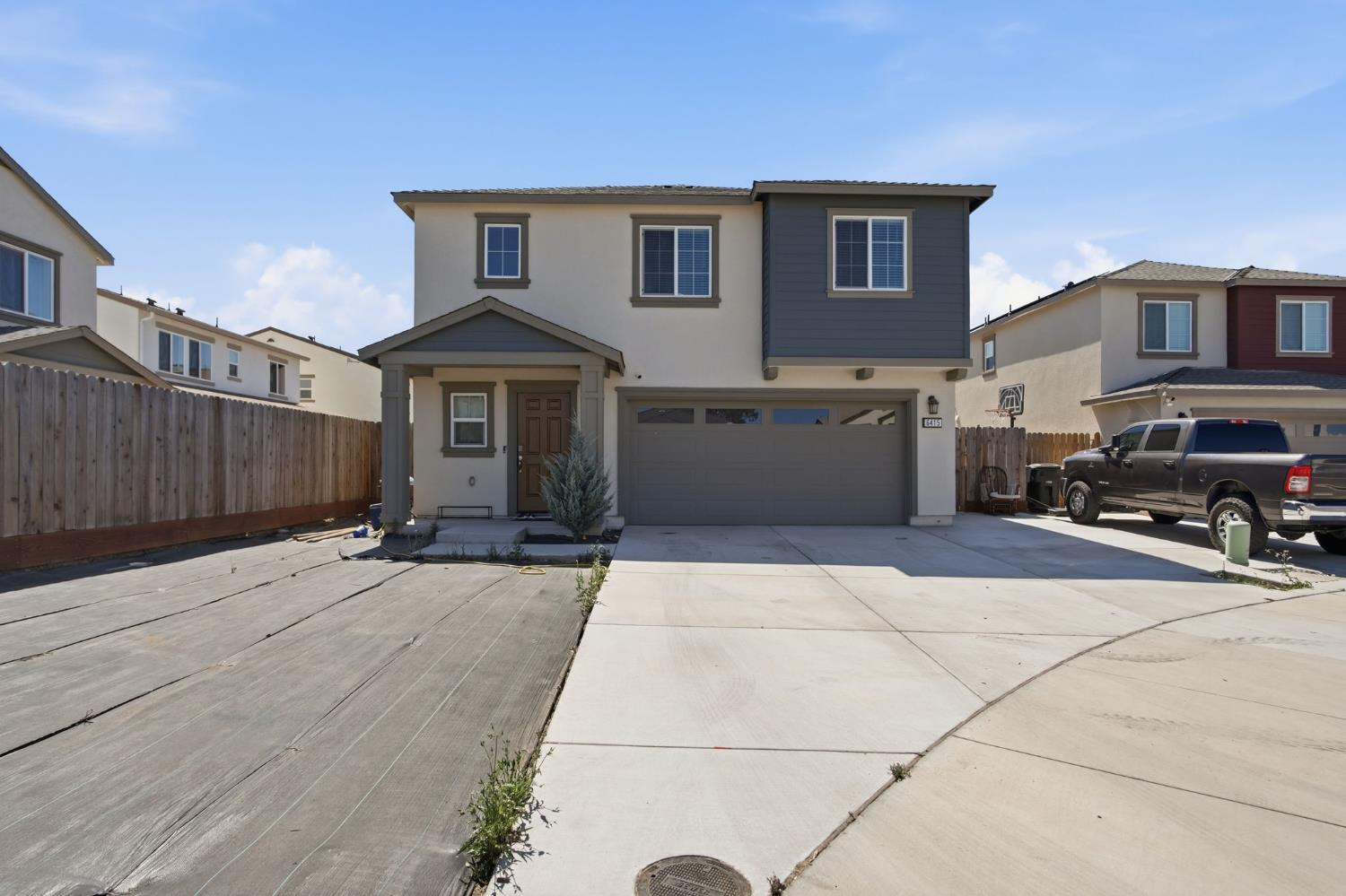 6415 Moss Creek Ct, Riverbank, CA 95367