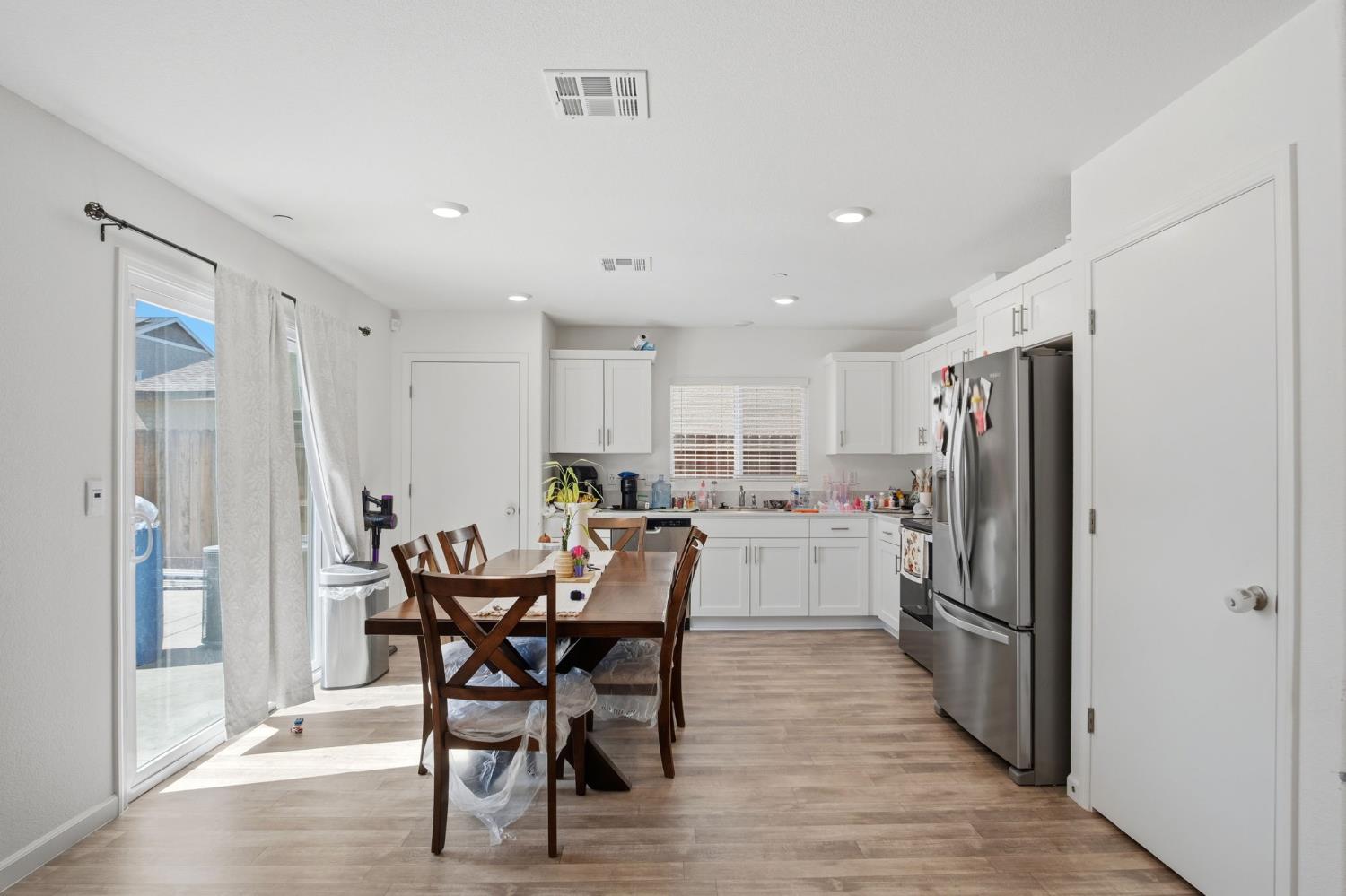 6415 Moss Creek Ct, Riverbank, CA 95367