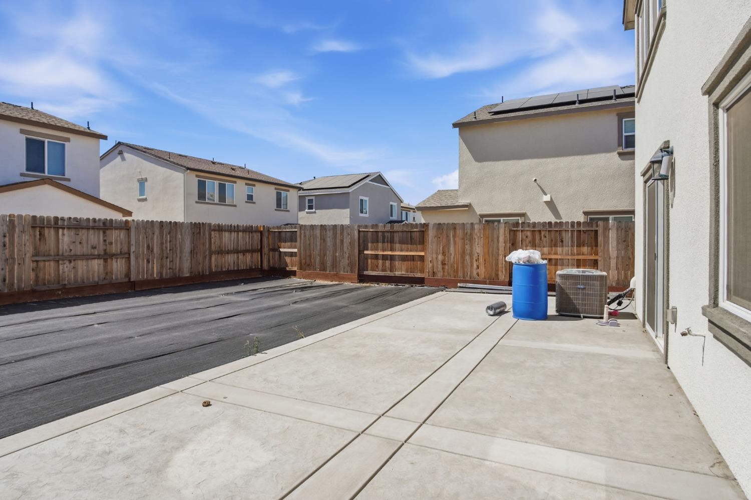6415 Moss Creek Ct, Riverbank, CA 95367