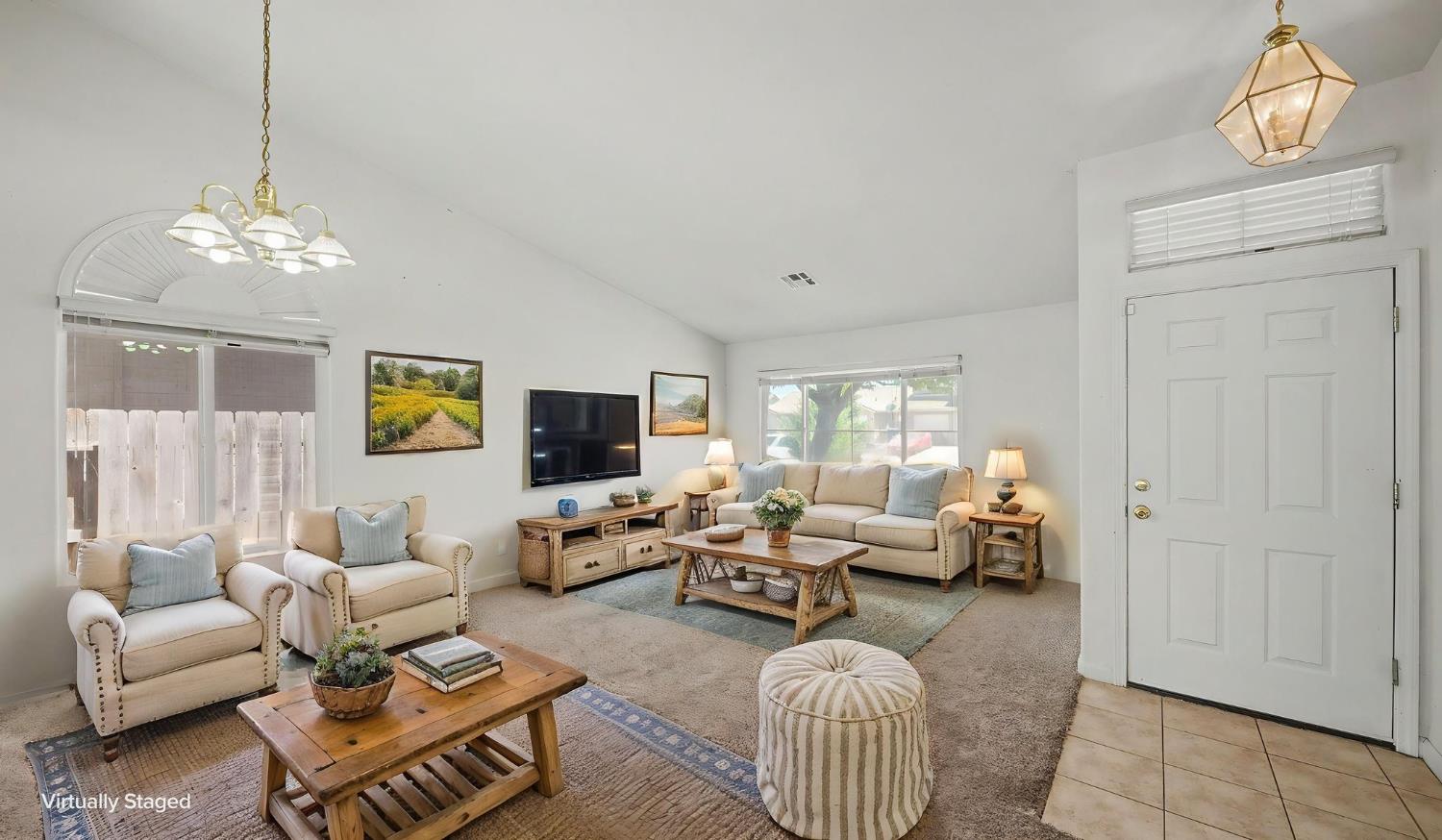 2204 W Sweet Water Ct, Merced, CA 95348