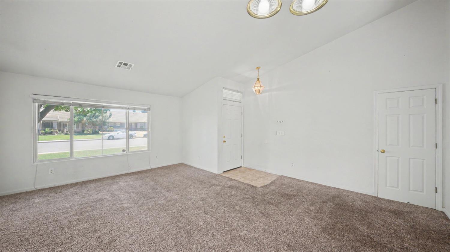 2204 W Sweet Water Ct, Merced, CA 95348