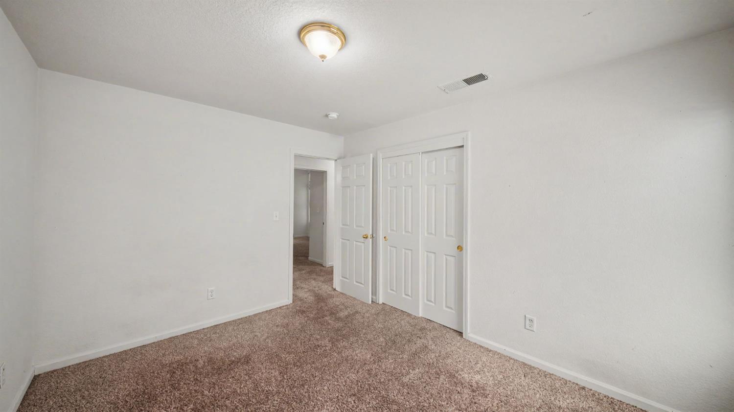 2204 W Sweet Water Ct, Merced, CA 95348