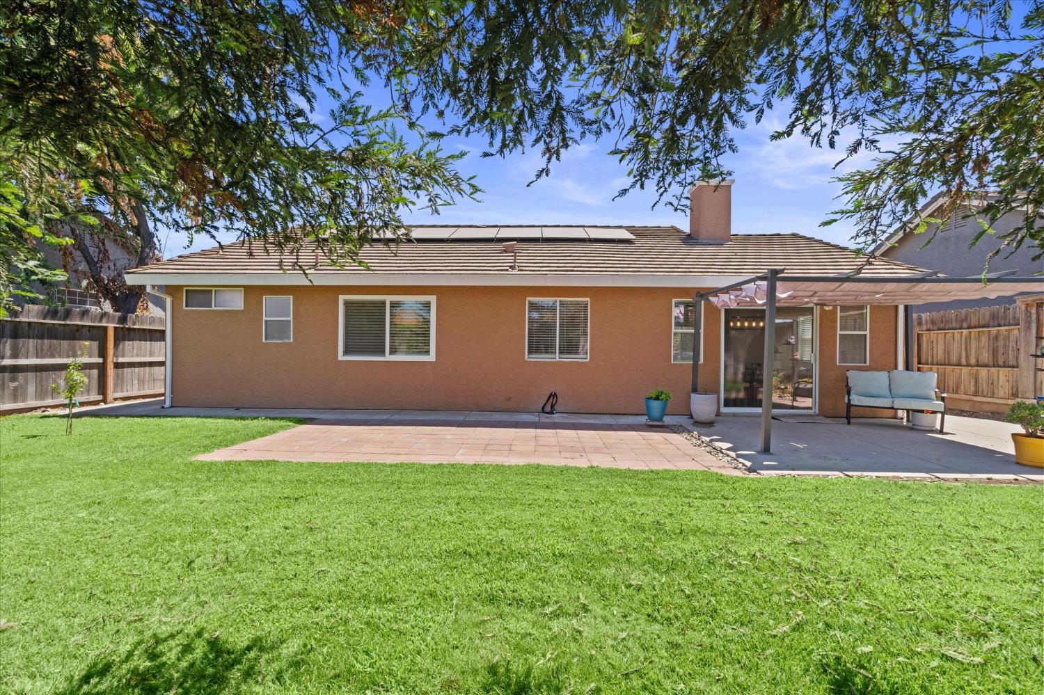 548 Buccaneer Ave, Oakdale, CA 95361