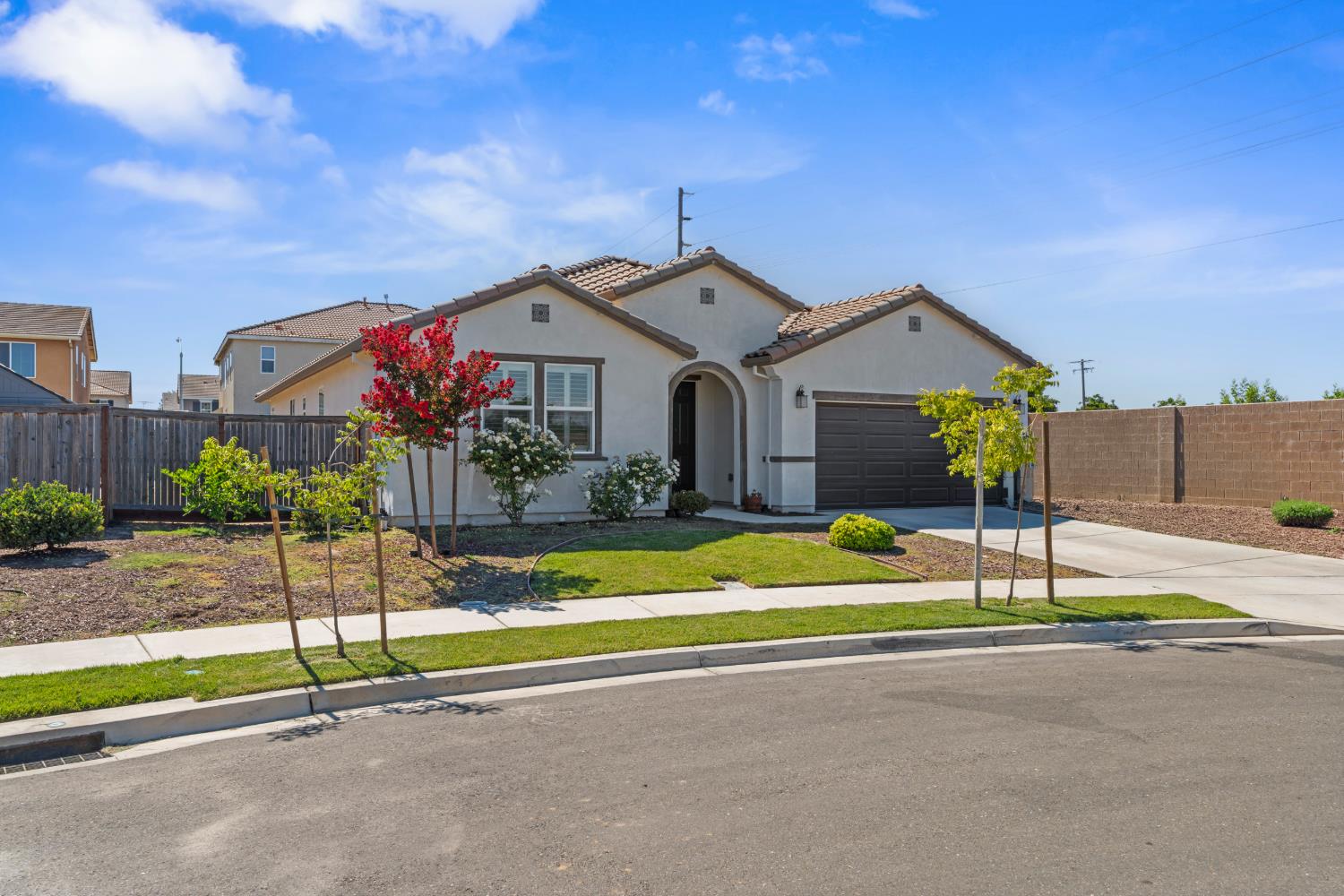 1589 Lantern Way, Hughson, CA 95326