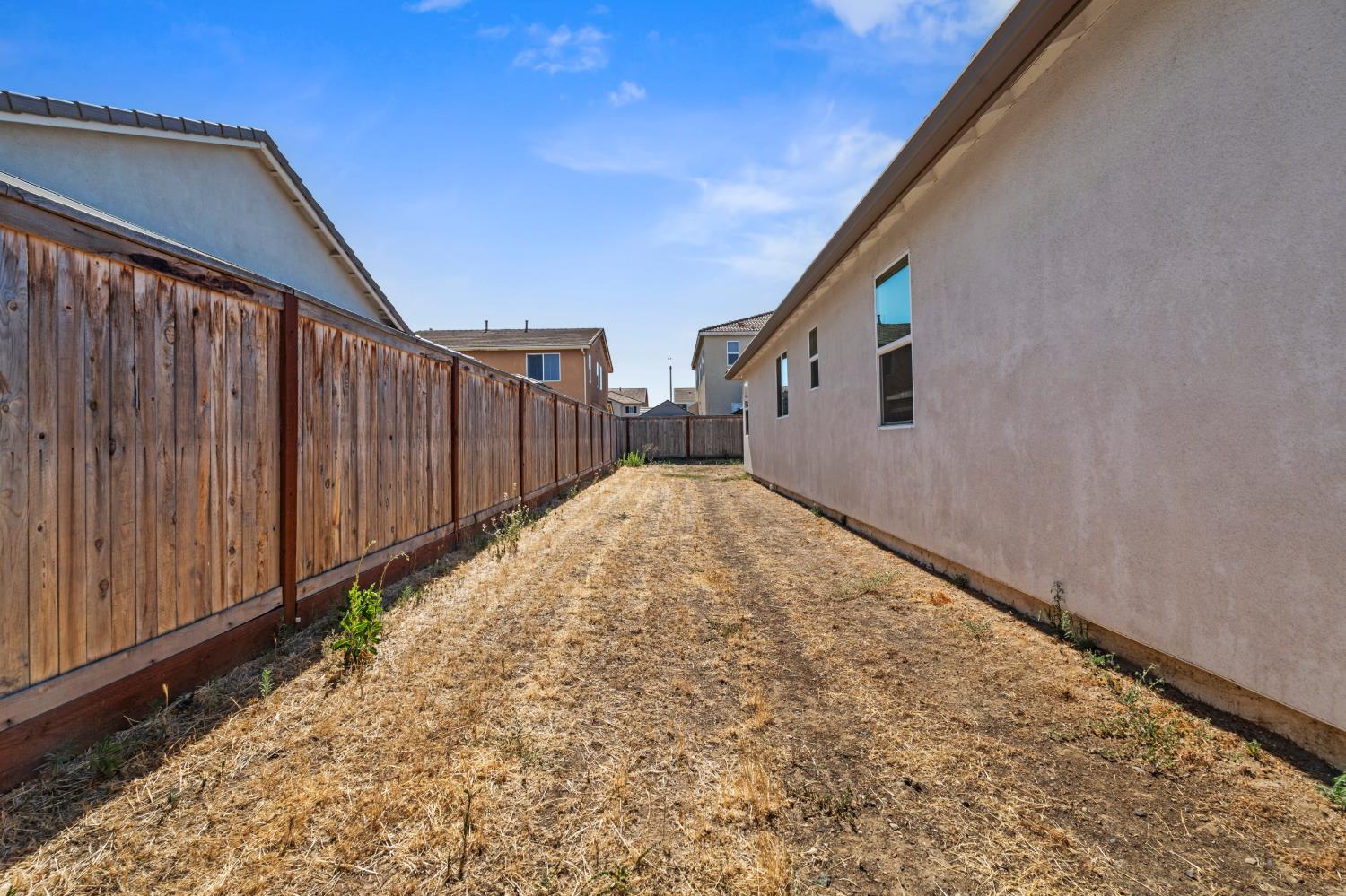 1589 Lantern Way, Hughson, CA 95326
