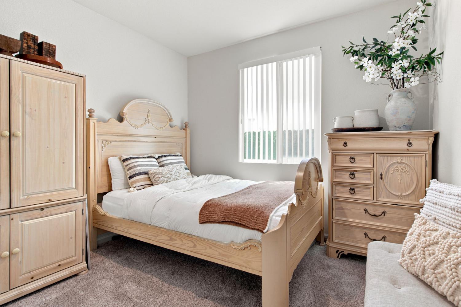 3093 Feather Rd, Manteca, CA 95337