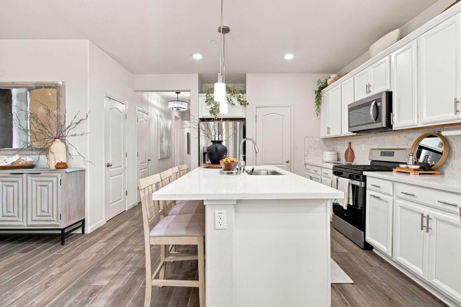 3093 Feather Rd, Manteca, CA 95337