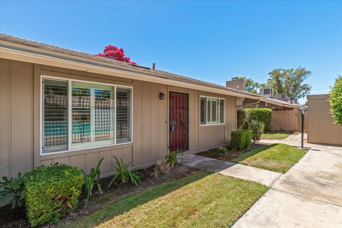 617 W Granger Ave #30, Modesto, CA 95350