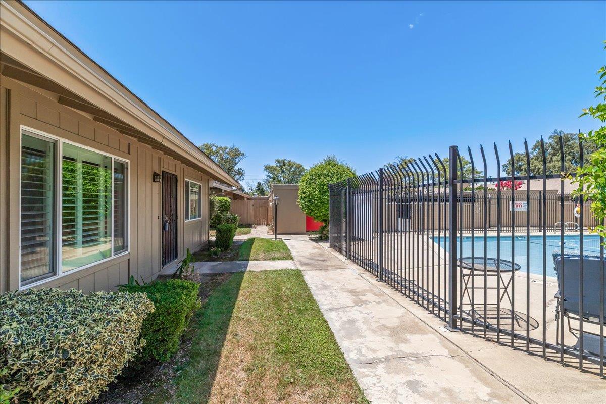 617 W Granger Ave #30, Modesto, CA 95350