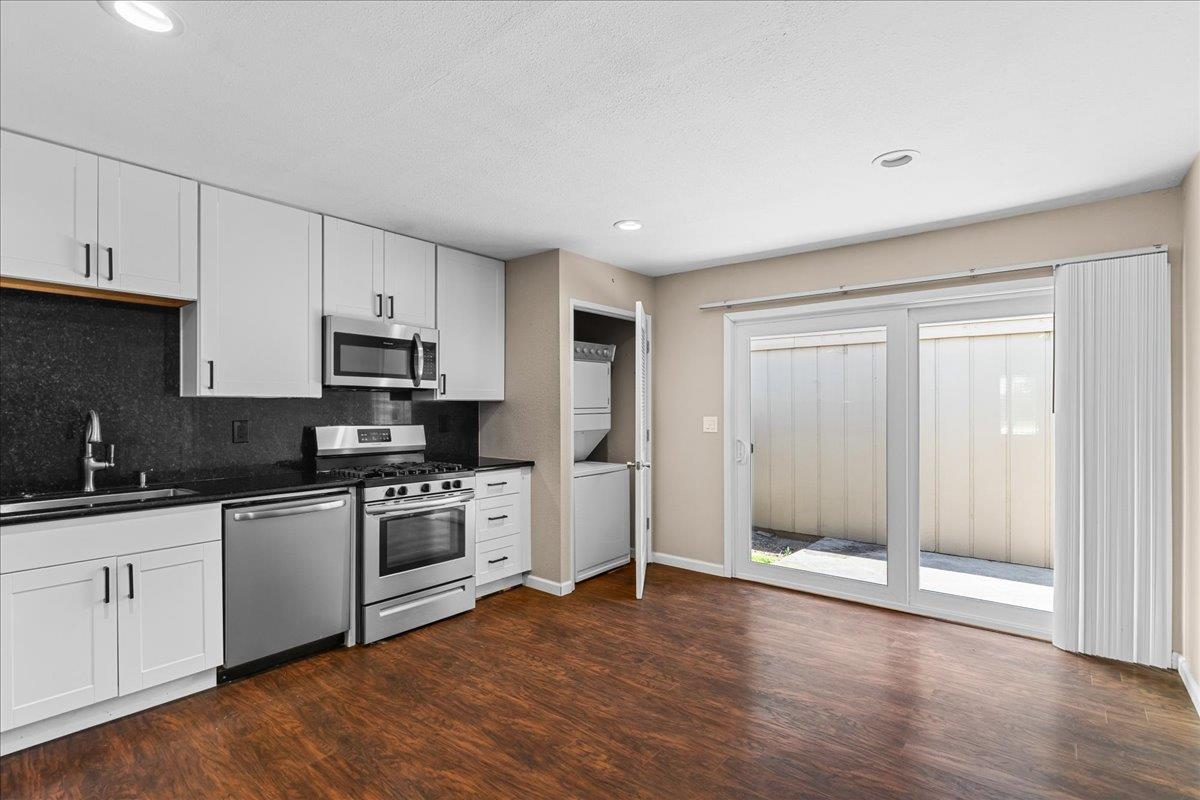 617 W Granger Ave #30, Modesto, CA 95350