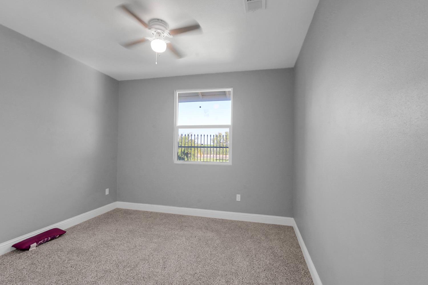 237 241 Leek Rd, Modesto, CA 95357