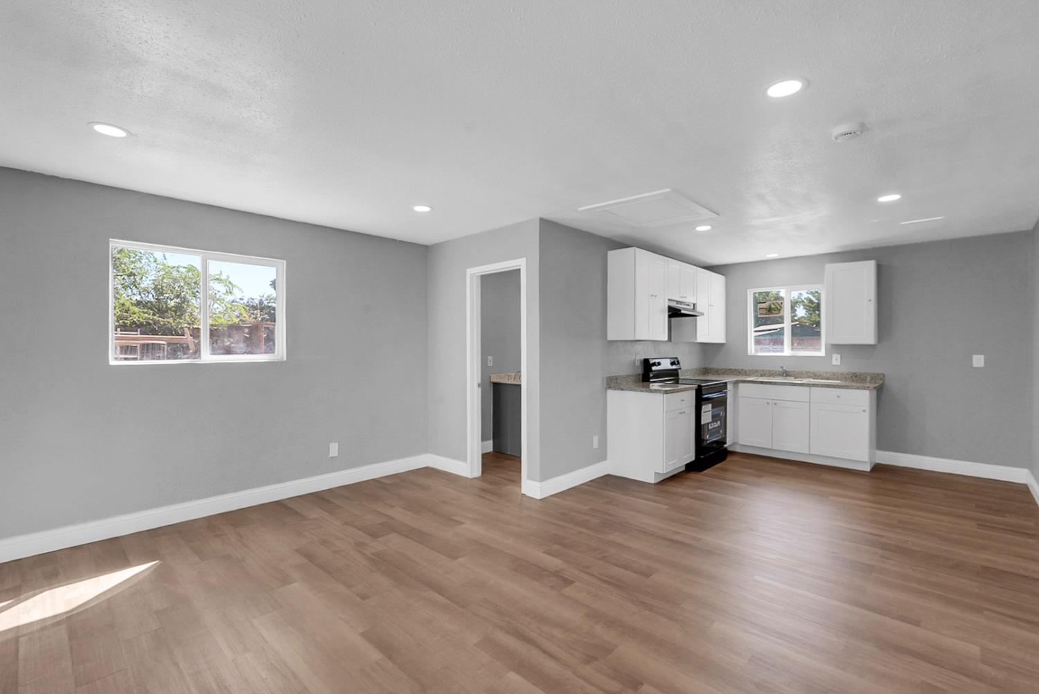 237 241 Leek Rd, Modesto, CA 95357