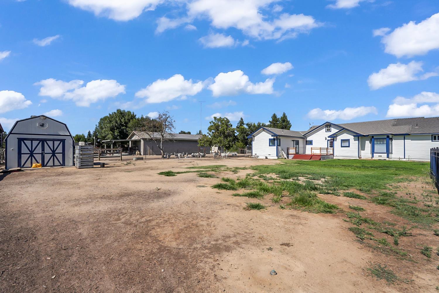 237 241 Leek Rd, Modesto, CA 95357