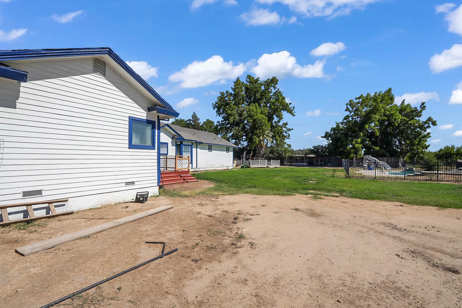 237 241 Leek Rd, Modesto, CA 95357