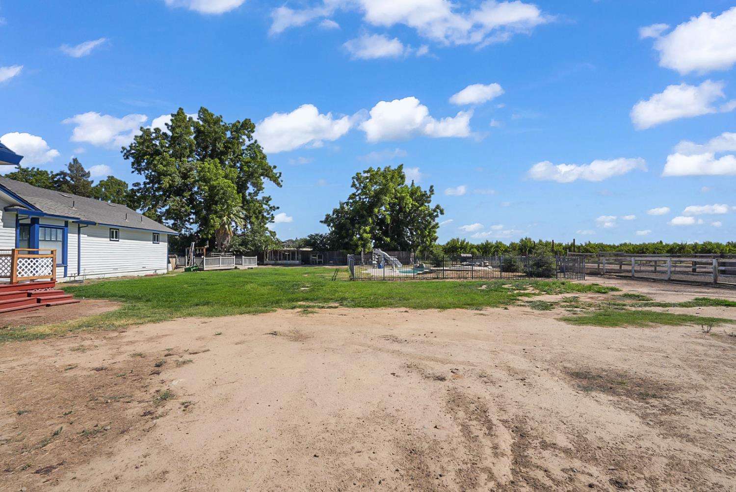 237 241 Leek Rd, Modesto, CA 95357