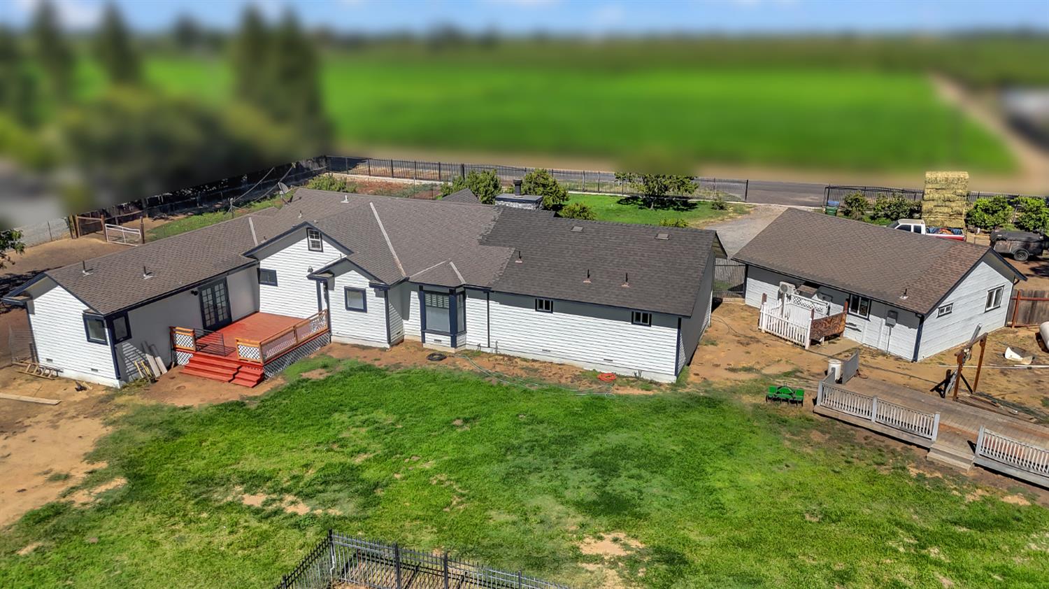 237 241 Leek Rd, Modesto, CA 95357