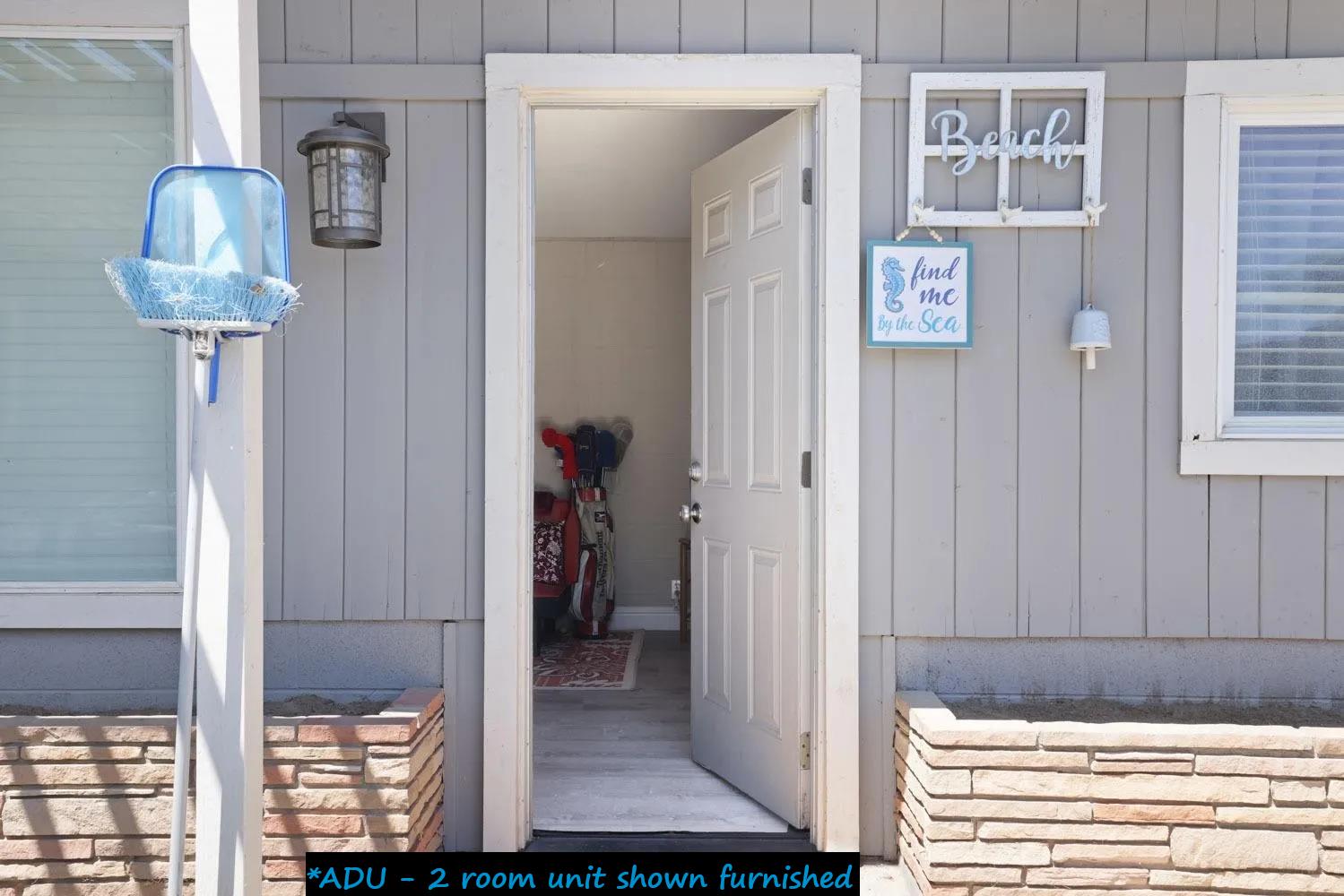 213 S Walnut Ave, Ripon, CA 95366