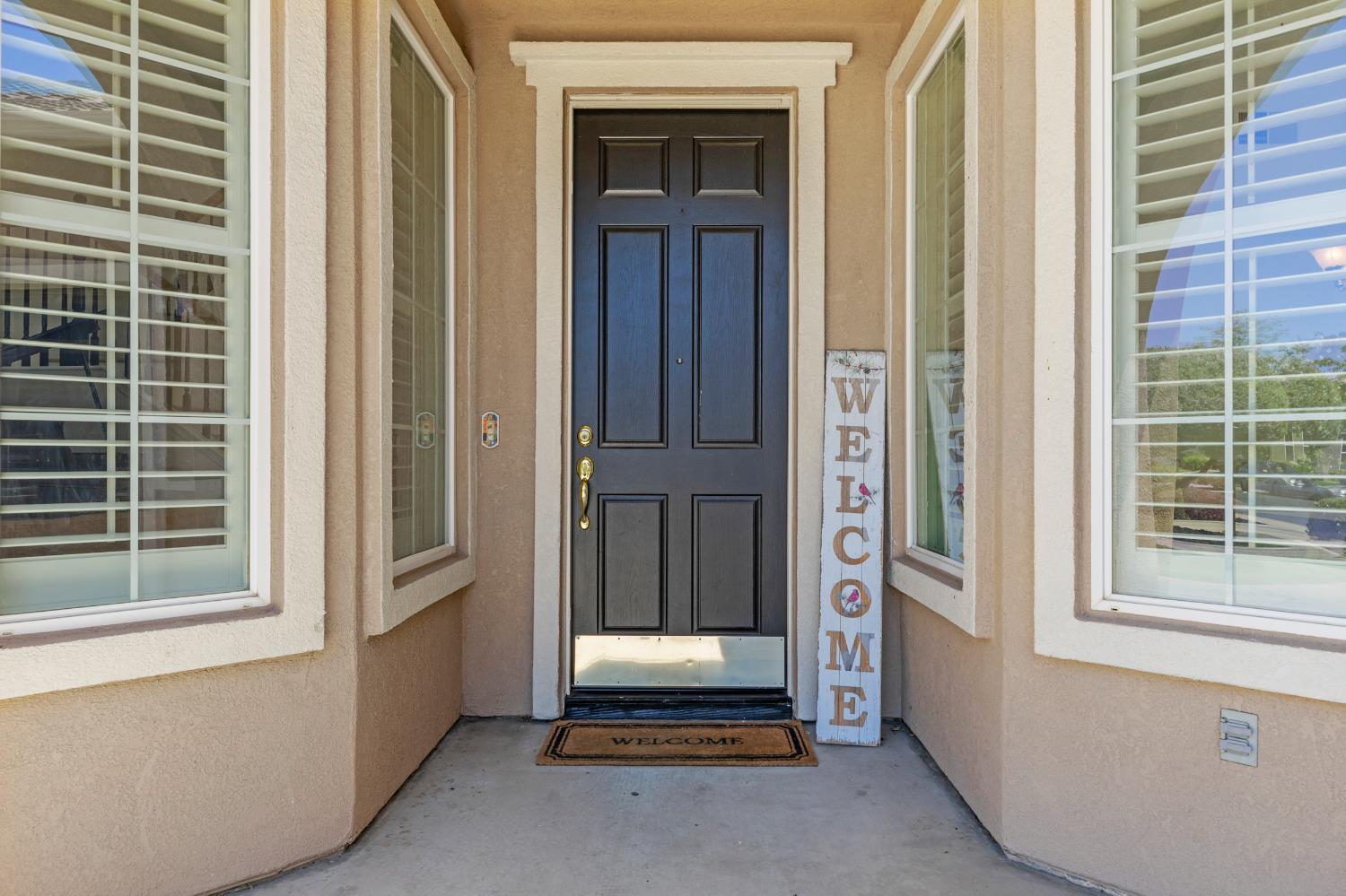 3024 Edgeview Dr, Modesto, CA 95355