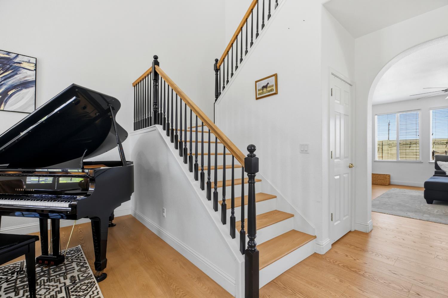 3024 Edgeview Dr, Modesto, CA 95355