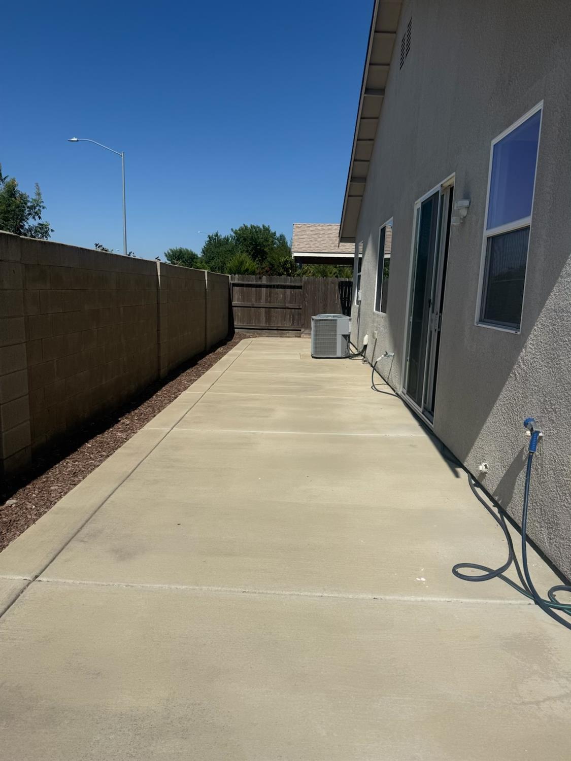 586 Glendon Ct, Merced, CA 95348