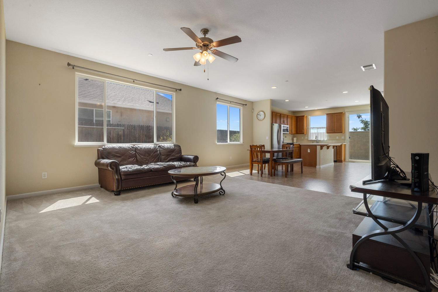 586 Glendon Ct, Merced, CA 95348
