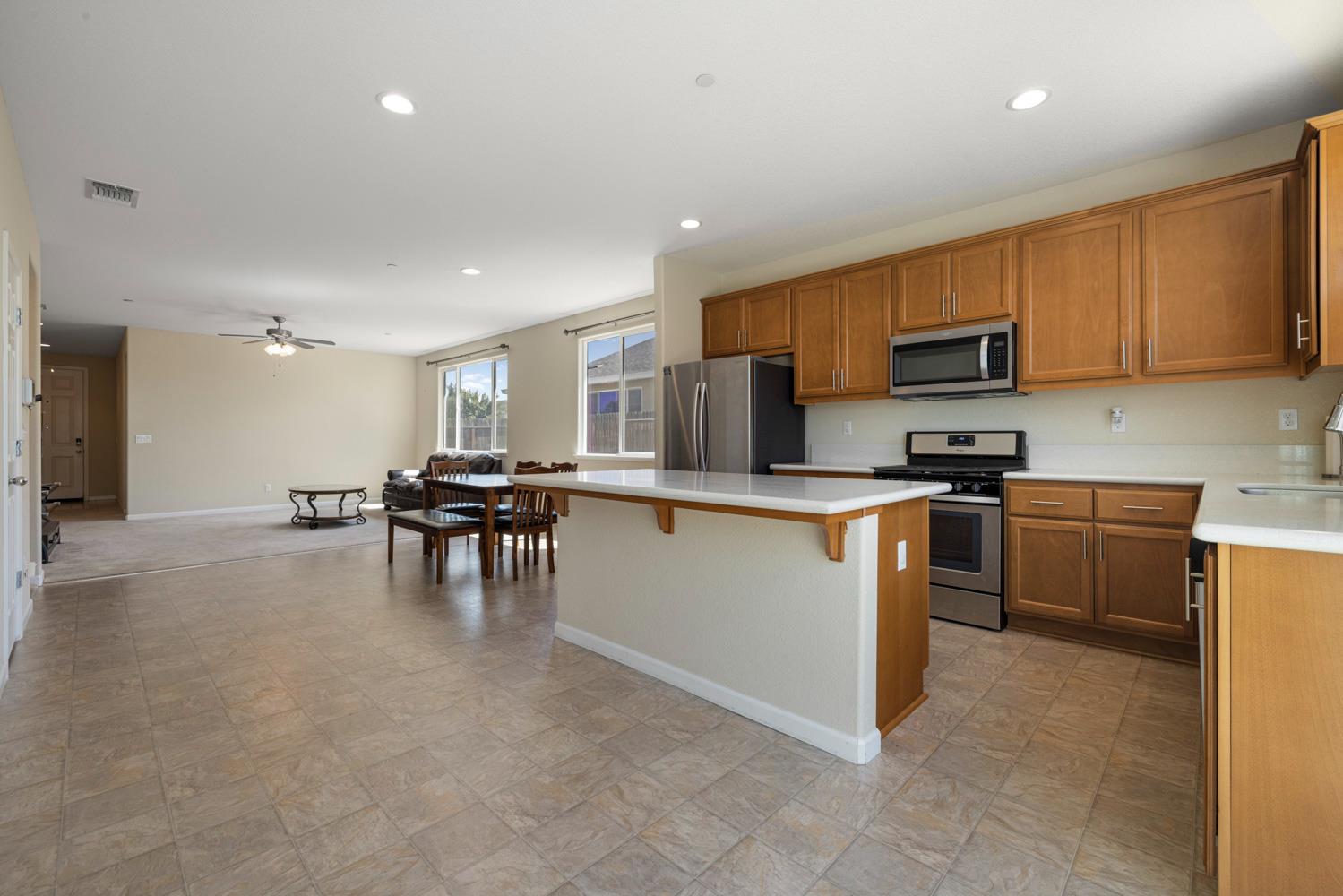 586 Glendon Ct, Merced, CA 95348