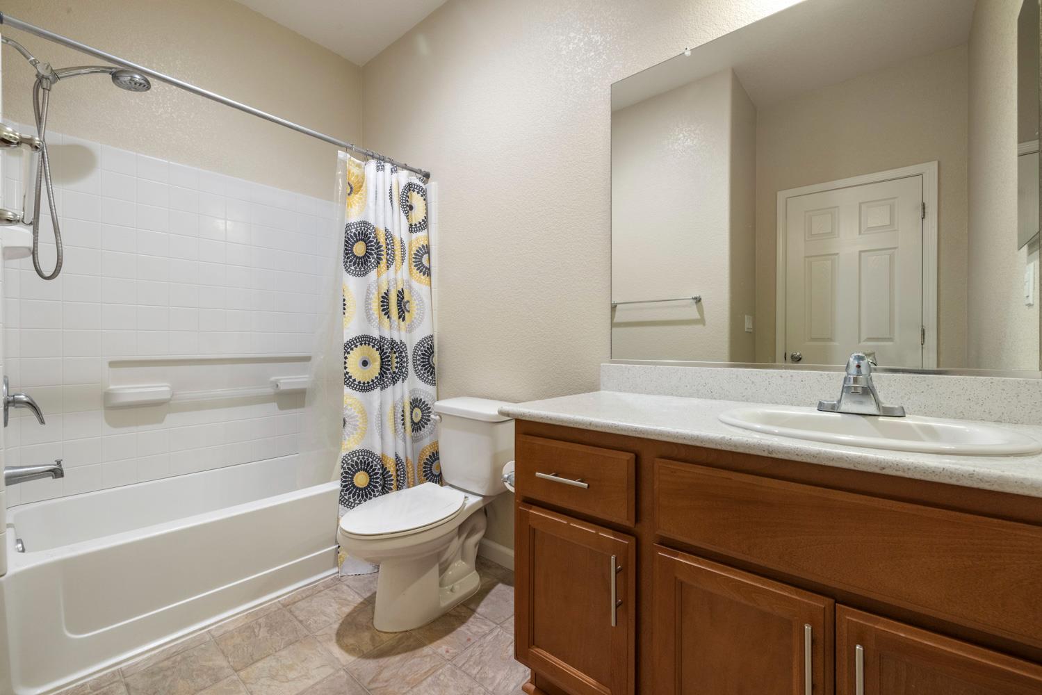 586 Glendon Ct, Merced, CA 95348