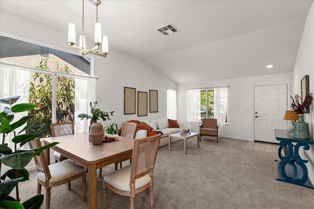 Open Photo