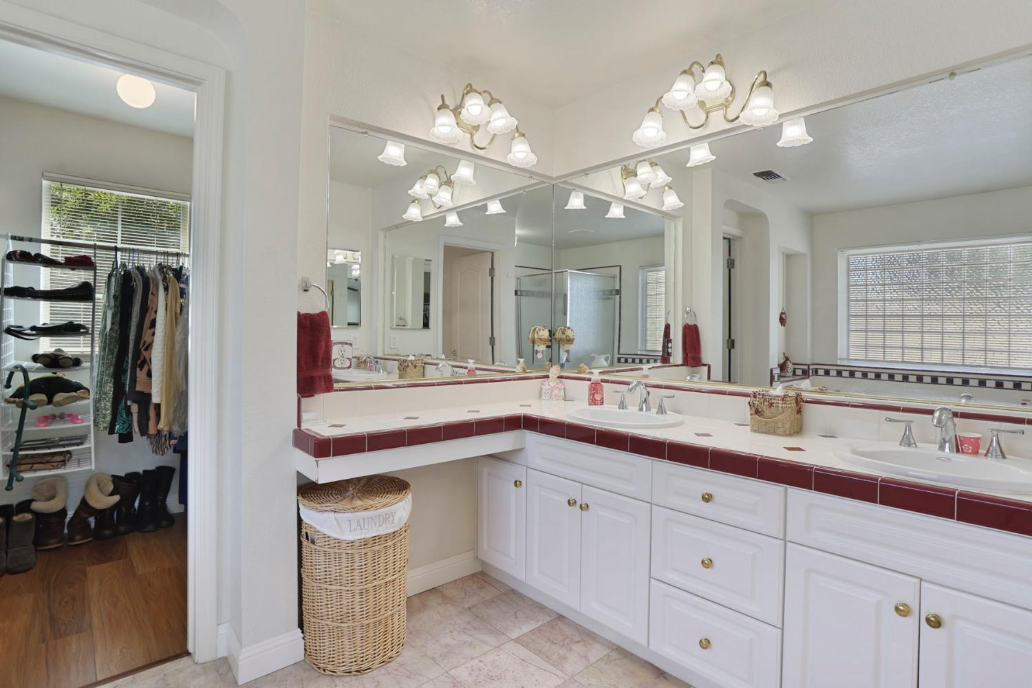 4216 Keepsake Ct, Modesto, CA 95356