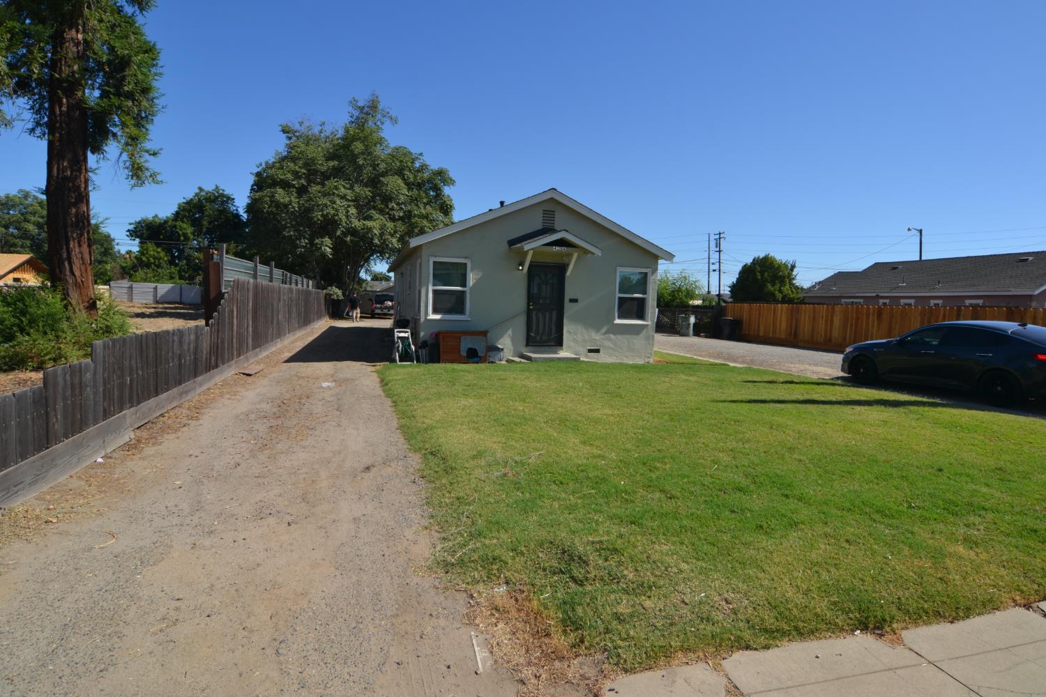 412 Laurel Ave, Modesto, CA 95351