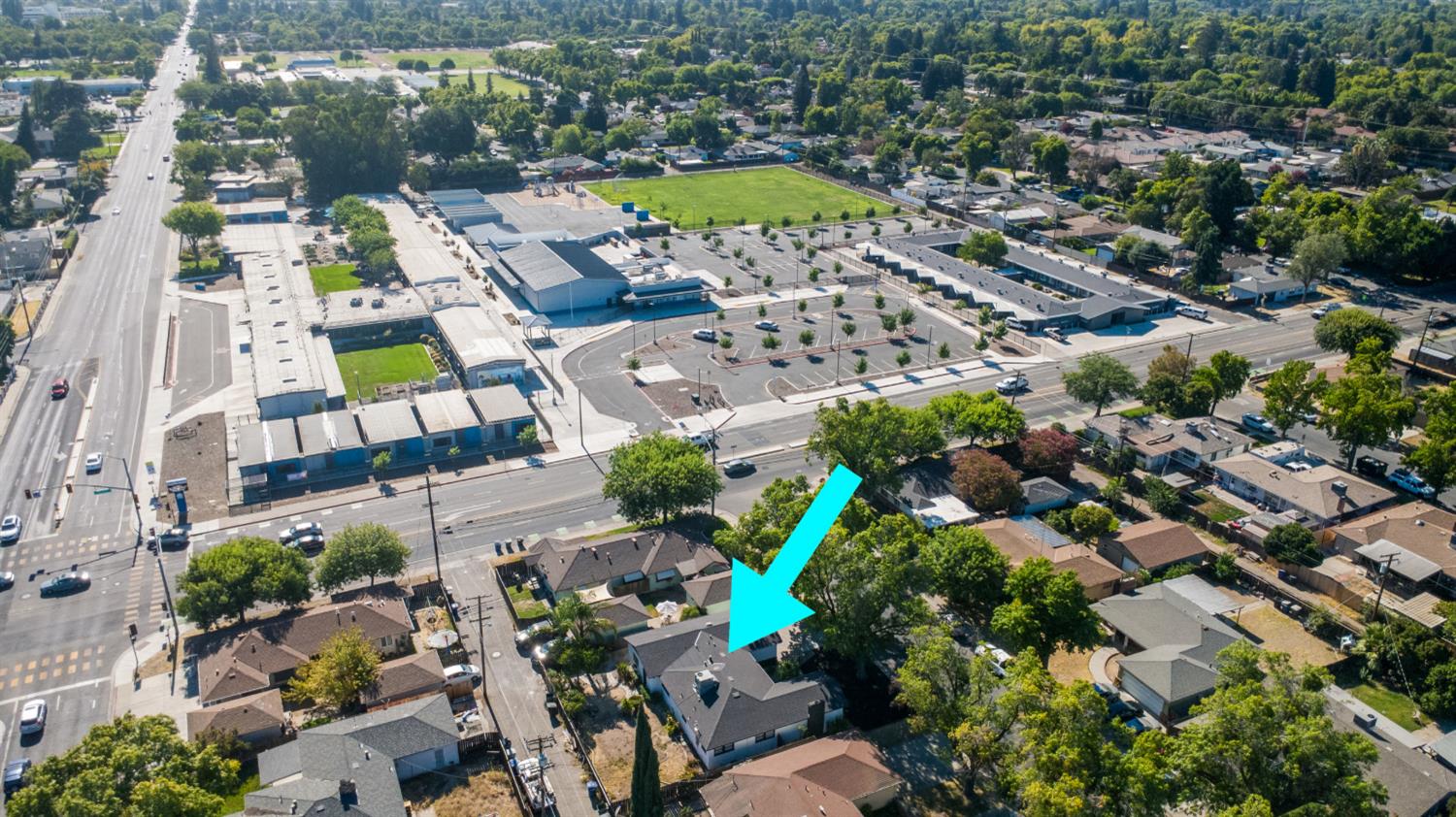 1305 Oakwood Dr, Modesto, CA 95350